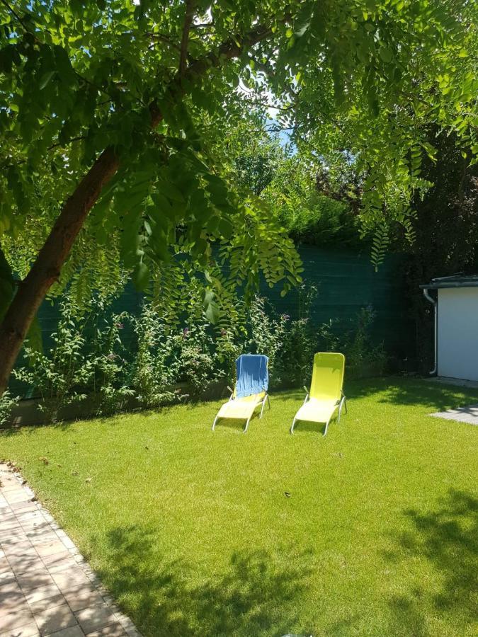 Traumlage Direkt Am See Balatonszemes Luaran gambar