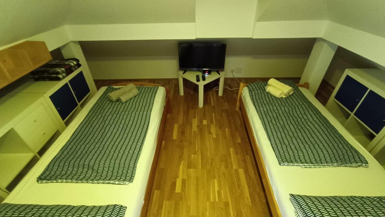 Traumlage Direkt Am See Balatonszemes Luaran gambar